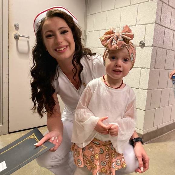 Meet your Posher, O'tillia - Picture 1 of 1